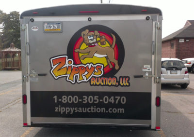 Zippys Auction